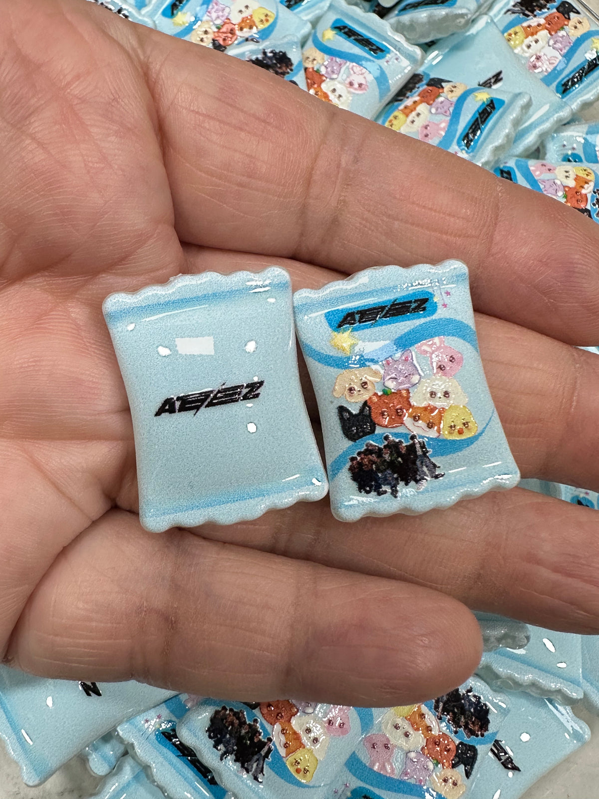 K‑pop Group Candy Bag Beads