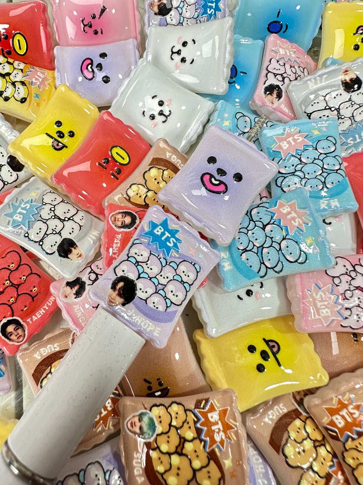 K‑pop Group Candy Bag Beads