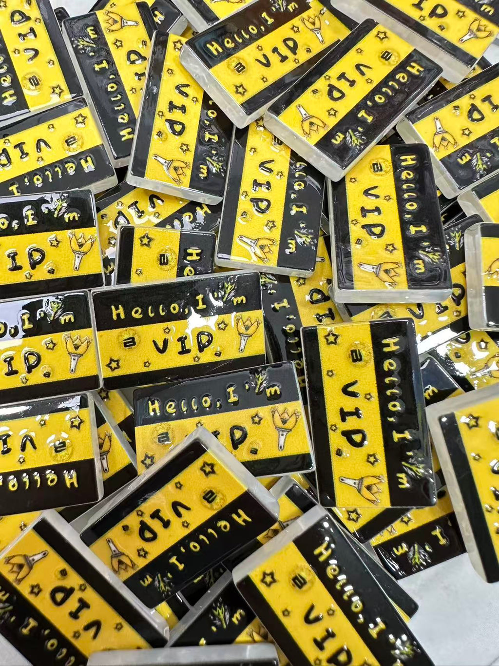 K‑pop Fan Nameplate Group Beads