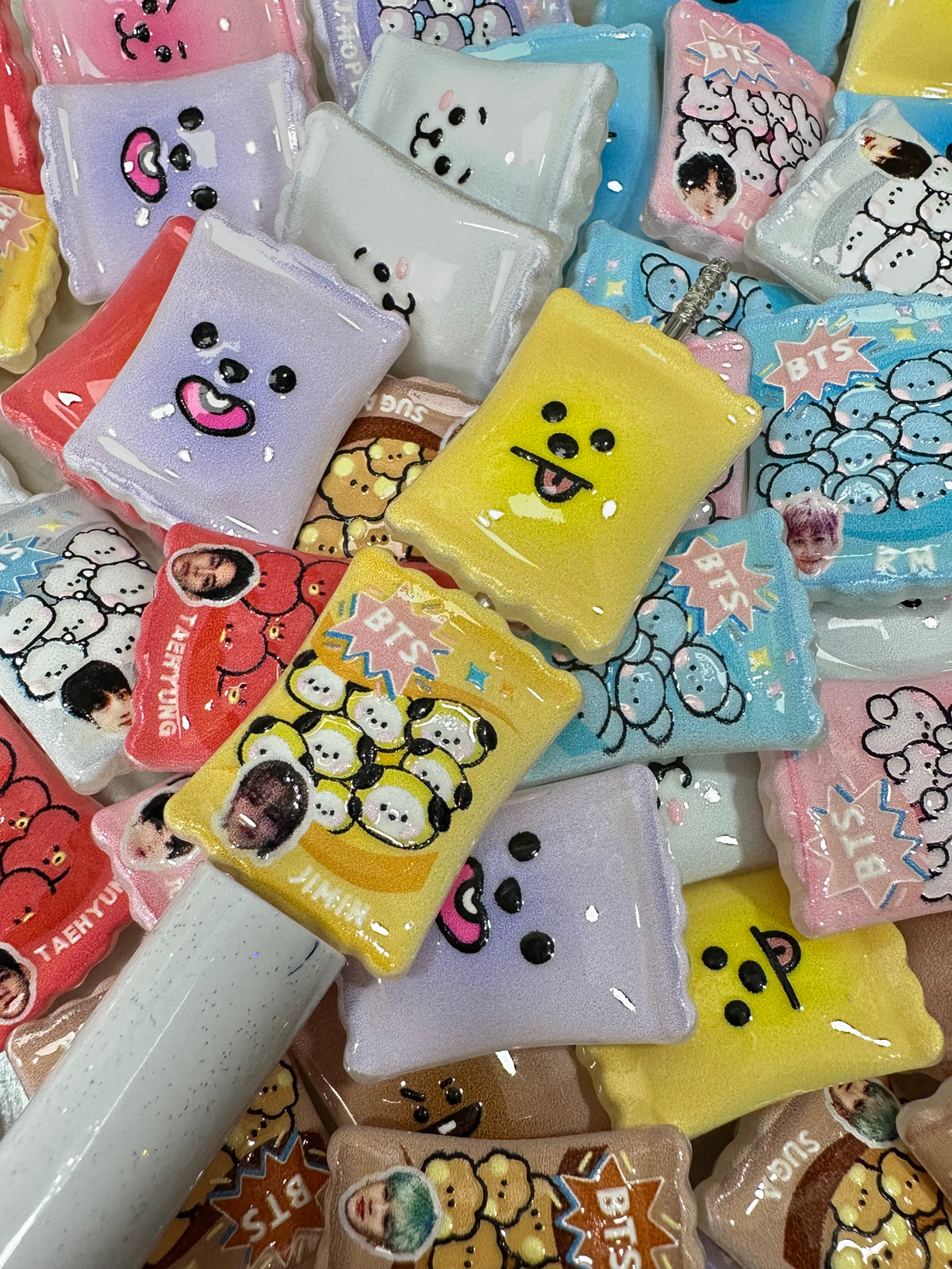K‑pop Group Candy Bag Beads