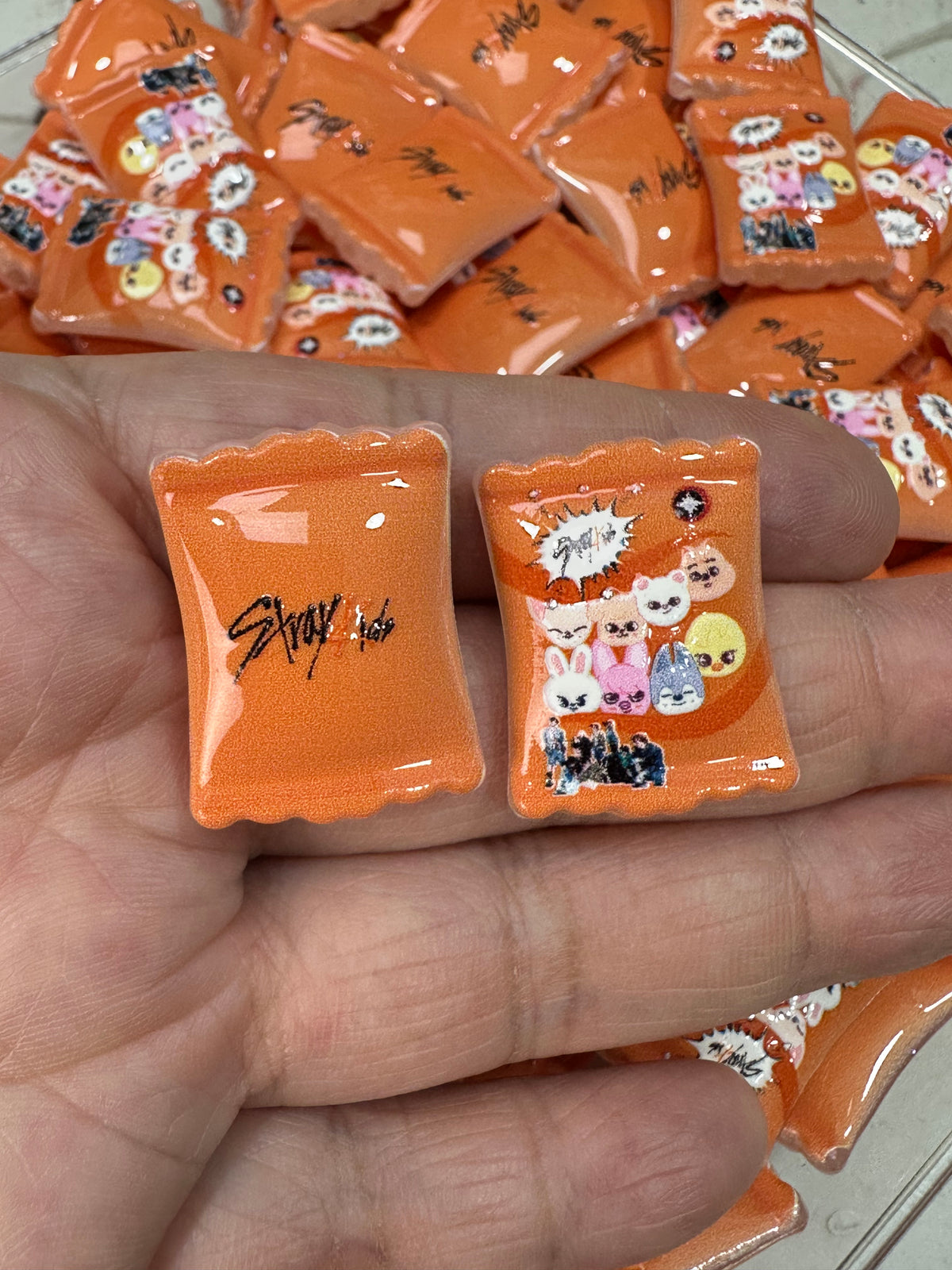 K‑pop Group Candy Bag Beads